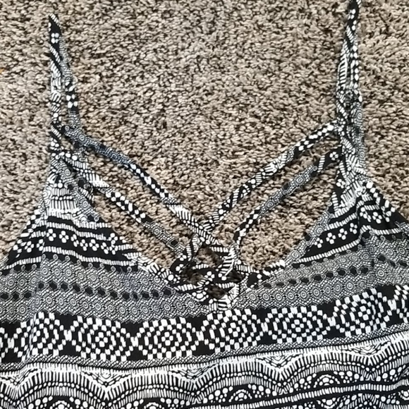 Romper - Picture 2 of 3